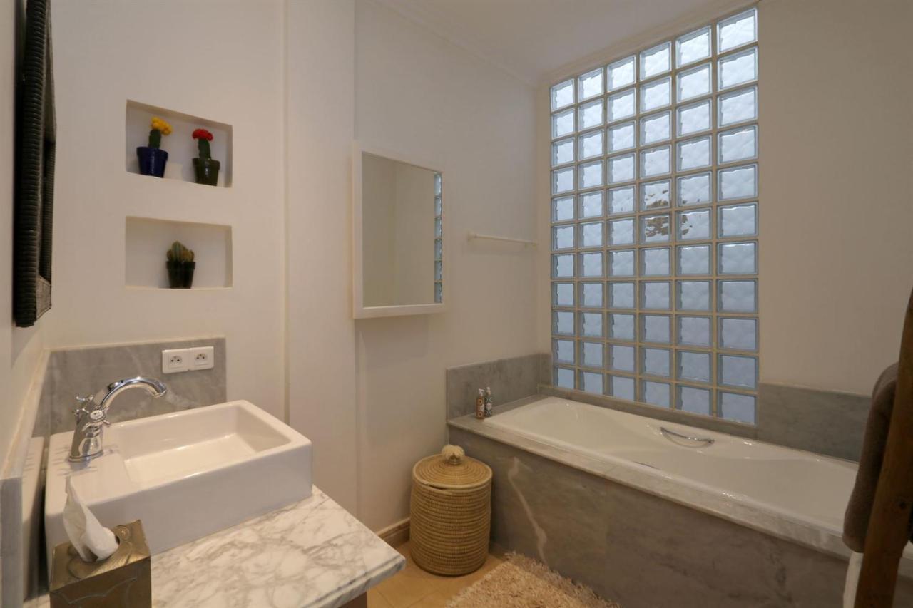 Riad Dar Safi - Privatise Pour 6/8 Pers. - Jacuzzi Марракеш Екстер'єр фото